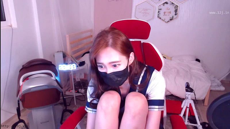 18+韩国小姐姐VIP视频143