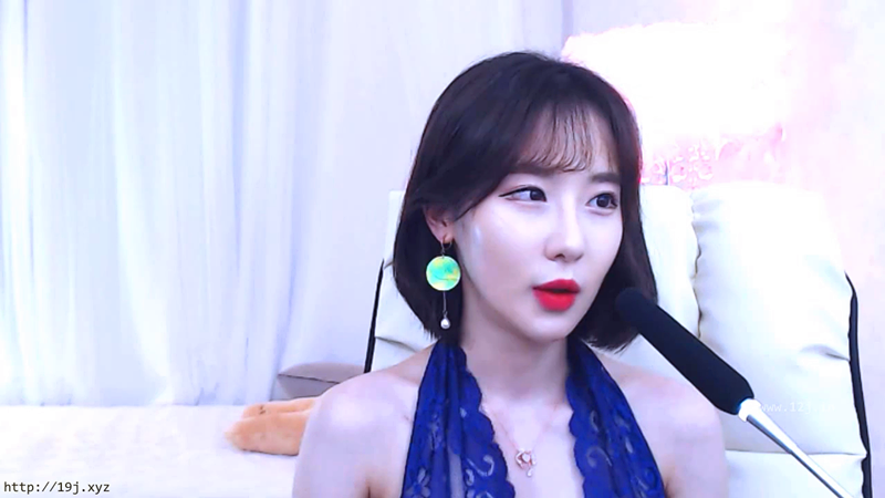 18+韩国小姐姐VIP视频227