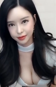 韩嘟妮 0101 一点都没有