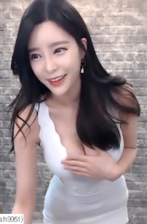 韩嘟妮67