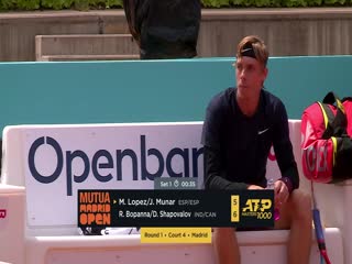 《2021ATP马德里大师赛 》第2021-05-05期2021ATP马德里大师赛男单第1轮 布勃利克vs沙波瓦洛夫 英文录播