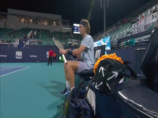 《2021ATP迈阿密大师赛》第2021-04-05期2021ATP迈阿密大师赛男单决赛 辛纳vs胡尔卡奇中英文