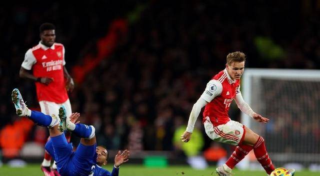 3月10日 22-23赛季欧联杯18决赛首回合 葡萄牙体育VS阿森纳