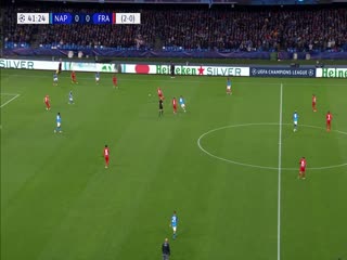 3月16日 22-23赛季欧冠18决赛次回合 那不勒斯VS法兰克福